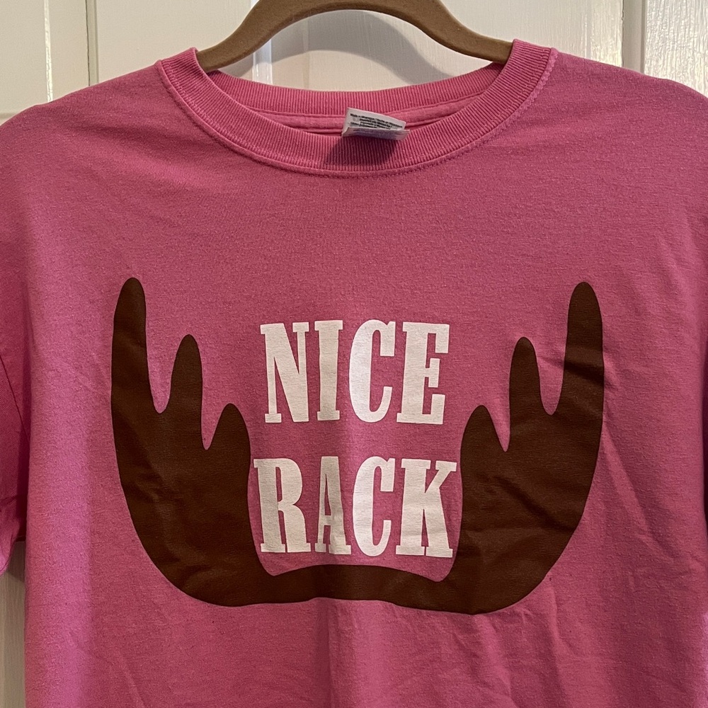 Gildan Pink Tee w Brown Antler Design Breast Cancer Awareness Fundraiser Shirt - Picture 3 of 5
